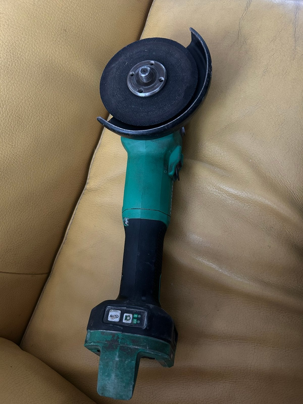 Hikoki G 3613DE slijptol, Ophalen, Zo goed als nieuw, Minder dan 700 watt, Haakse handslijpmachine