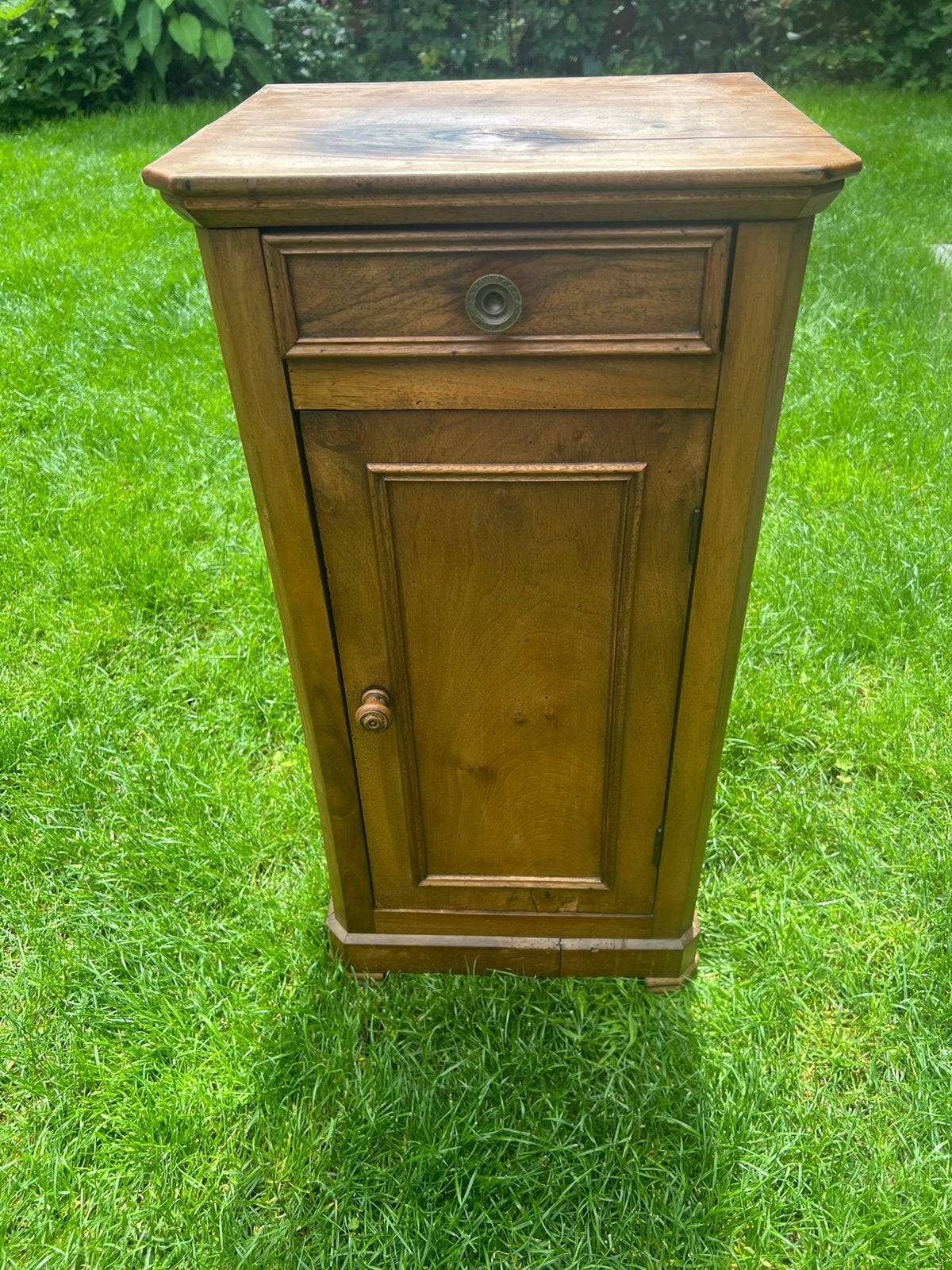 Frans antiek nachtkastje, Huis en Inrichting, Slaapkamer | Nachtkastjes, Ophalen, Zo goed als nieuw, Minder dan 45 cm, 70 cm of meer