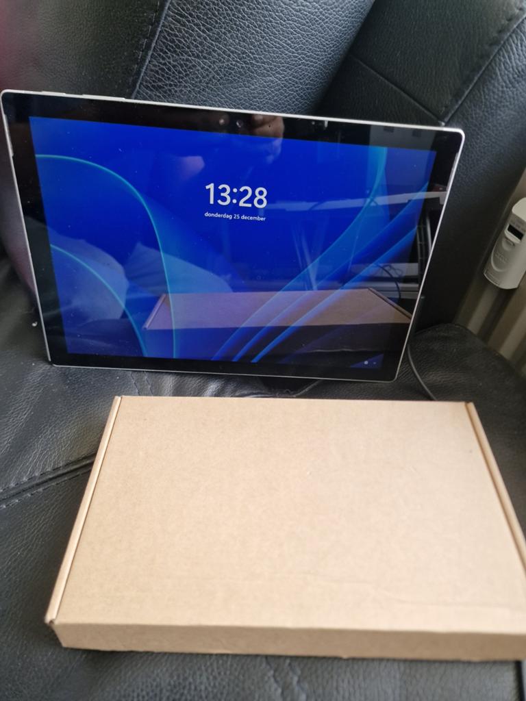Surface pro 4  m3, Computers en Software, Windows Tablets, Ophalen of Verzenden, 12 inch