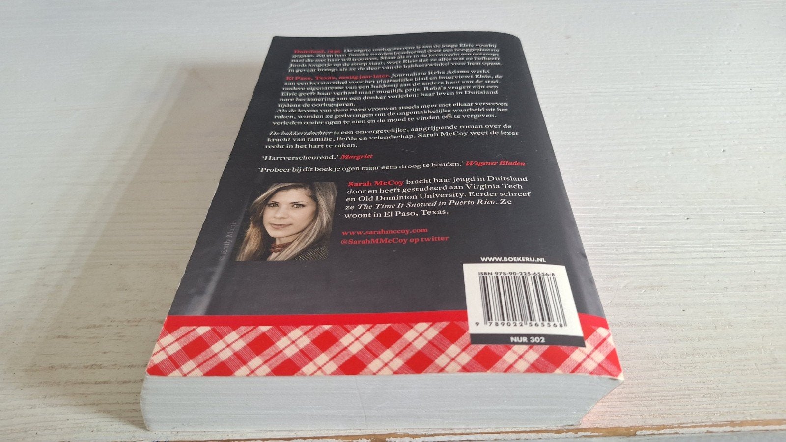 De bakkersdochter - Sarah McCoy (roman), Ophalen of Verzenden, Zo goed als nieuw, Sarah McCoy, Wereld overig