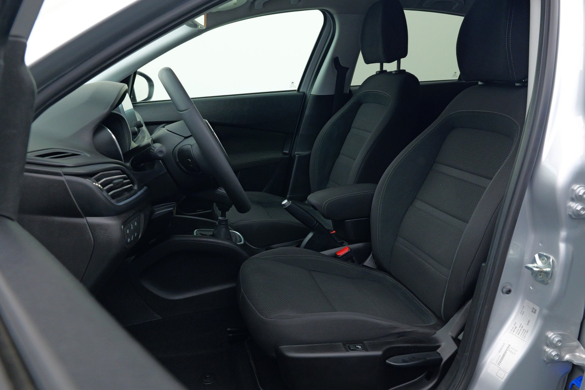 Fiat Tipo 1.4 Lounge | Camera | Navi | Clima (bj 2019), Auto's, Fiat, Voorwielaandrijving, Stof, Gebruikt, Zwart