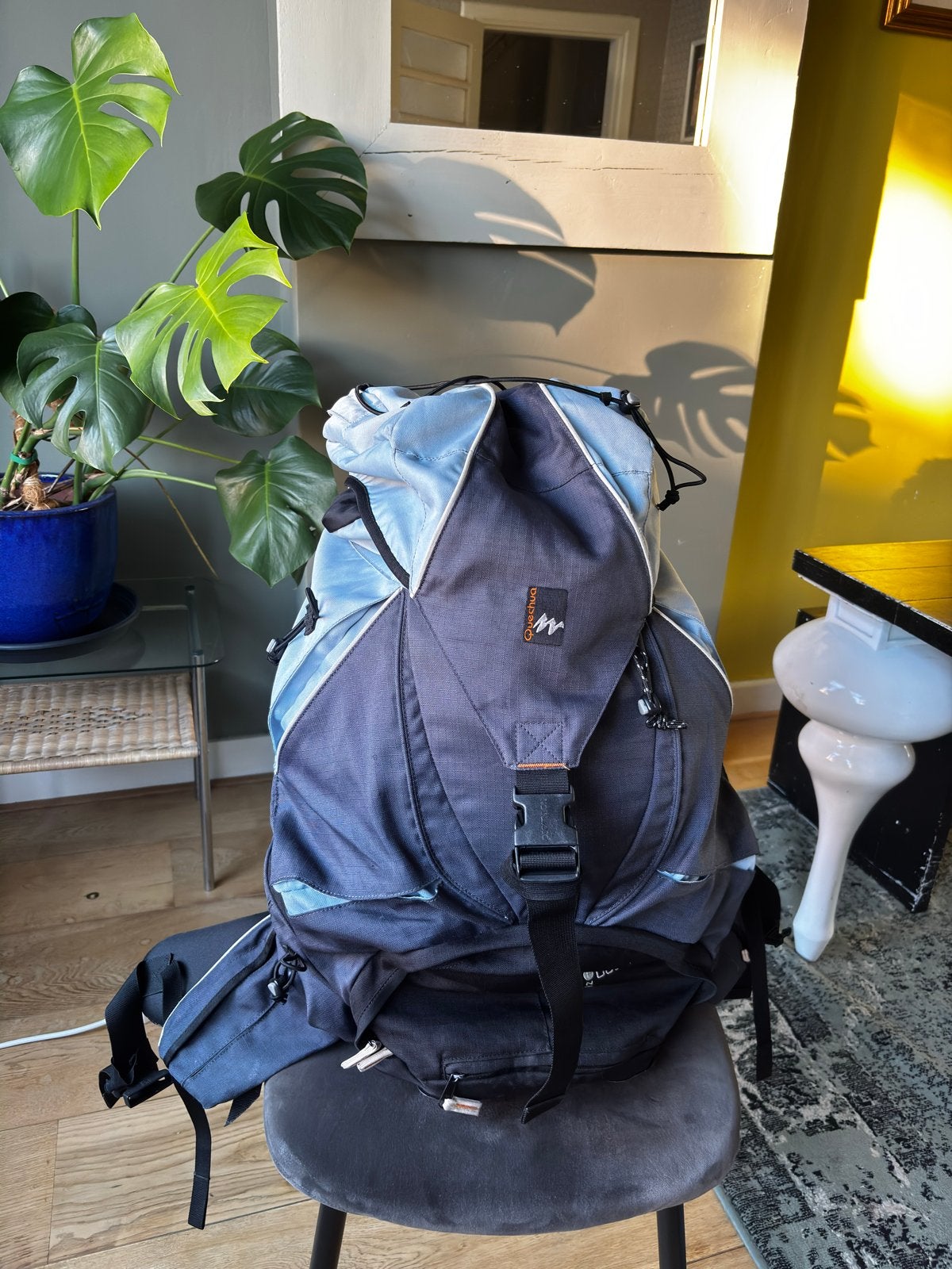 Quechua hiking backpack - 60L, Sieraden, Tassen en Uiterlijk, Ophalen of Verzenden, Gebruikt