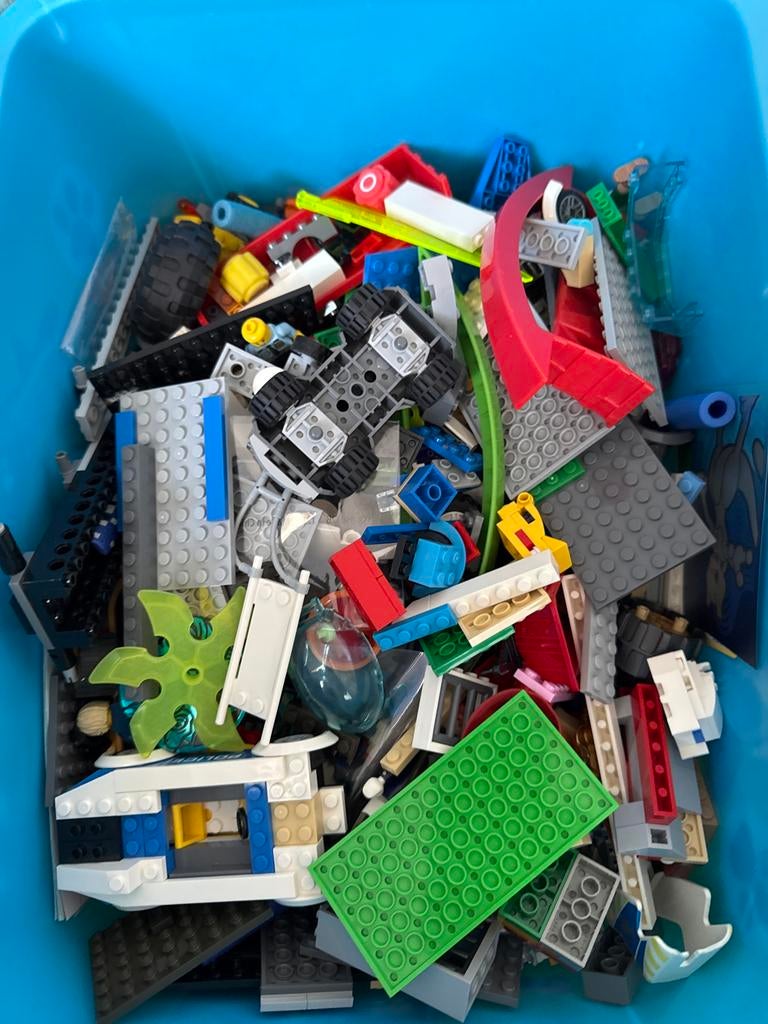 Grote doos met diverse Lego bouwstenen en onderdelen, Gebruikt, Inclusief extra onderdelen, Lego, Ophalen of Verzenden