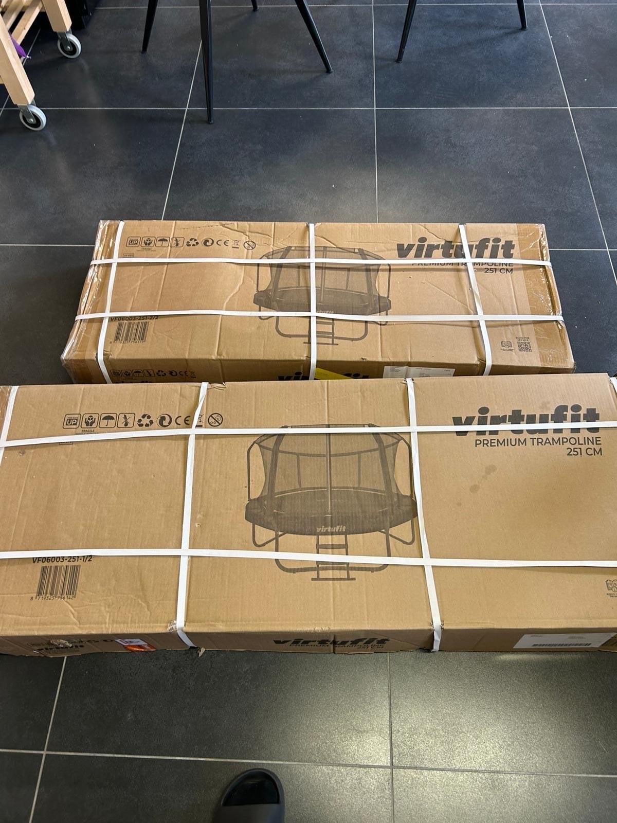 Nieuw VirtuFit Premium Trampoline met Veiligheidsnet 251 cm, Ophalen, Nieuw