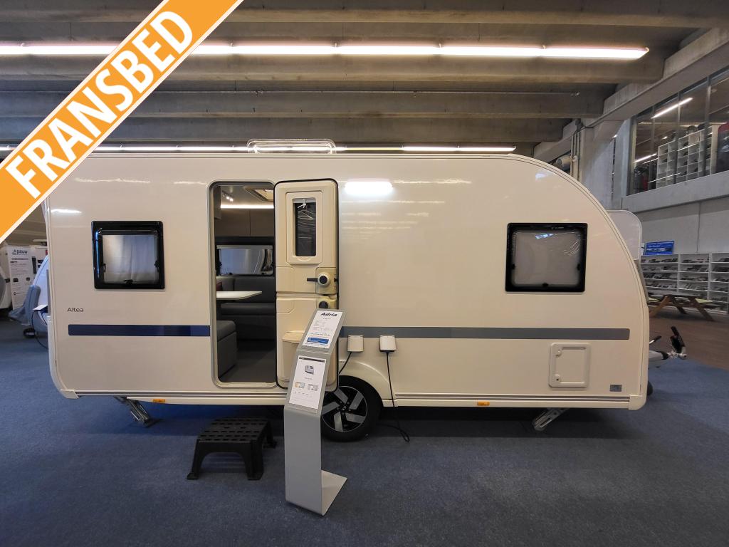 Adria Altea 472 PU; vloerverwarming, polyester wanden+dak, Caravans en Kamperen, Caravans, Rondzit, Bedrijf, Schokbreker, Tot en met 4