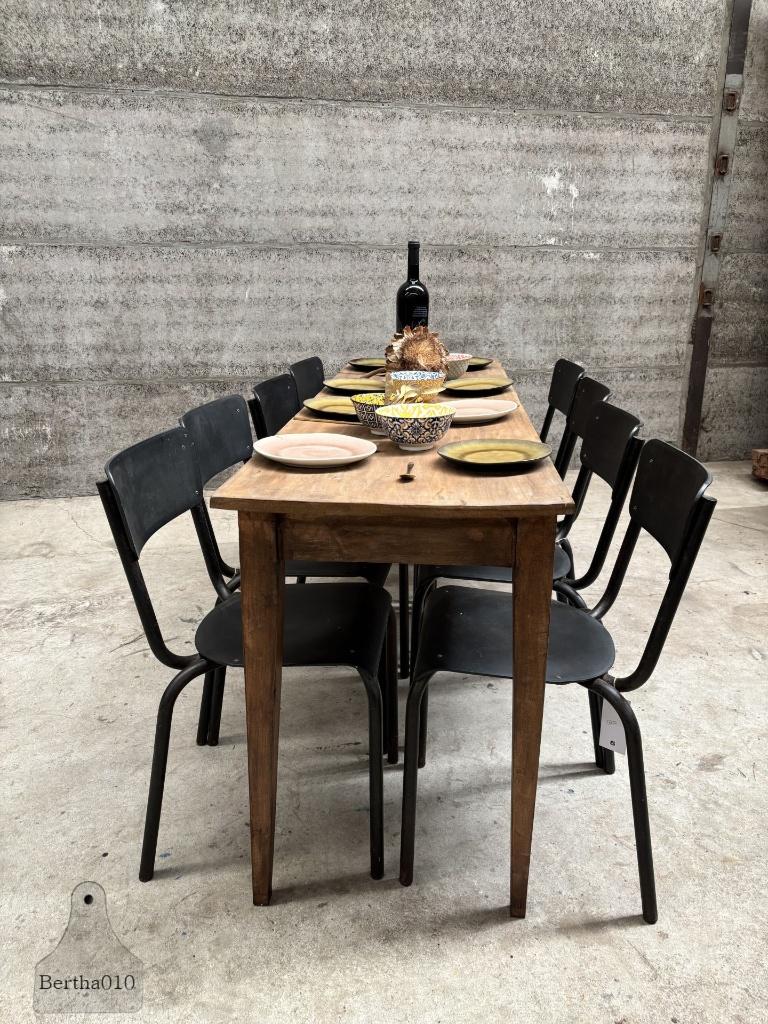 Slanke oude boeren eettafel lengte 185 cm, Huis en Inrichting, Tafels | Eettafels, Antiek, Zo goed als nieuw, Vijf personen of meer