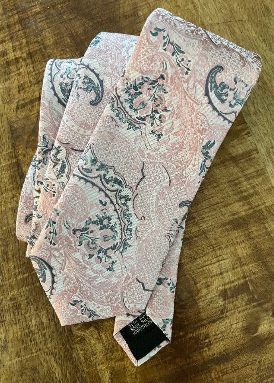 Nieuwe zijden das in oudroze en antraciet, Ophalen of Verzenden, Nieuw, Roze, Met patroon