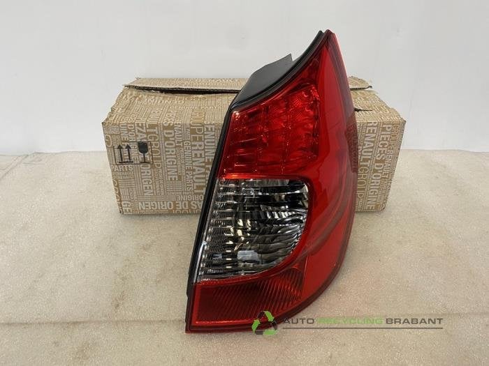Achterlicht rechts van een Renault Scenic, Gebruikt, -, Renault, -