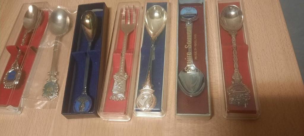 Speciale herdenkings / souvenir lepeltjes, Ophalen, Nieuw, Metaal, Bestek