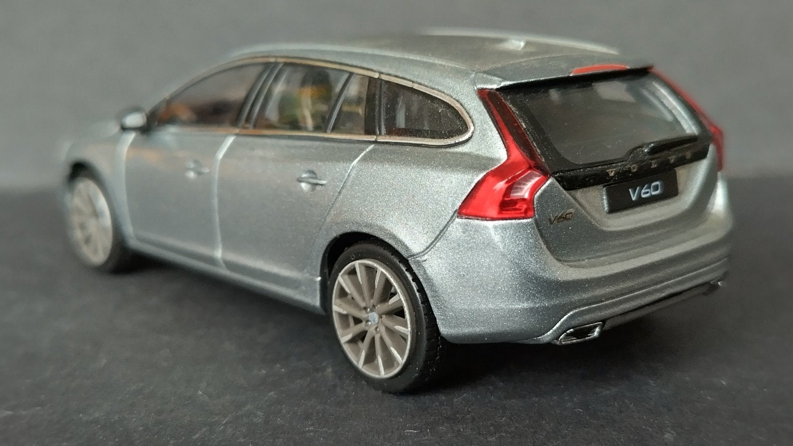 Volvo V60 1:43 Norev Pol, Hobby en Vrije tijd, Modelauto's | 1:43, Evreux France, Auto, ., Norev