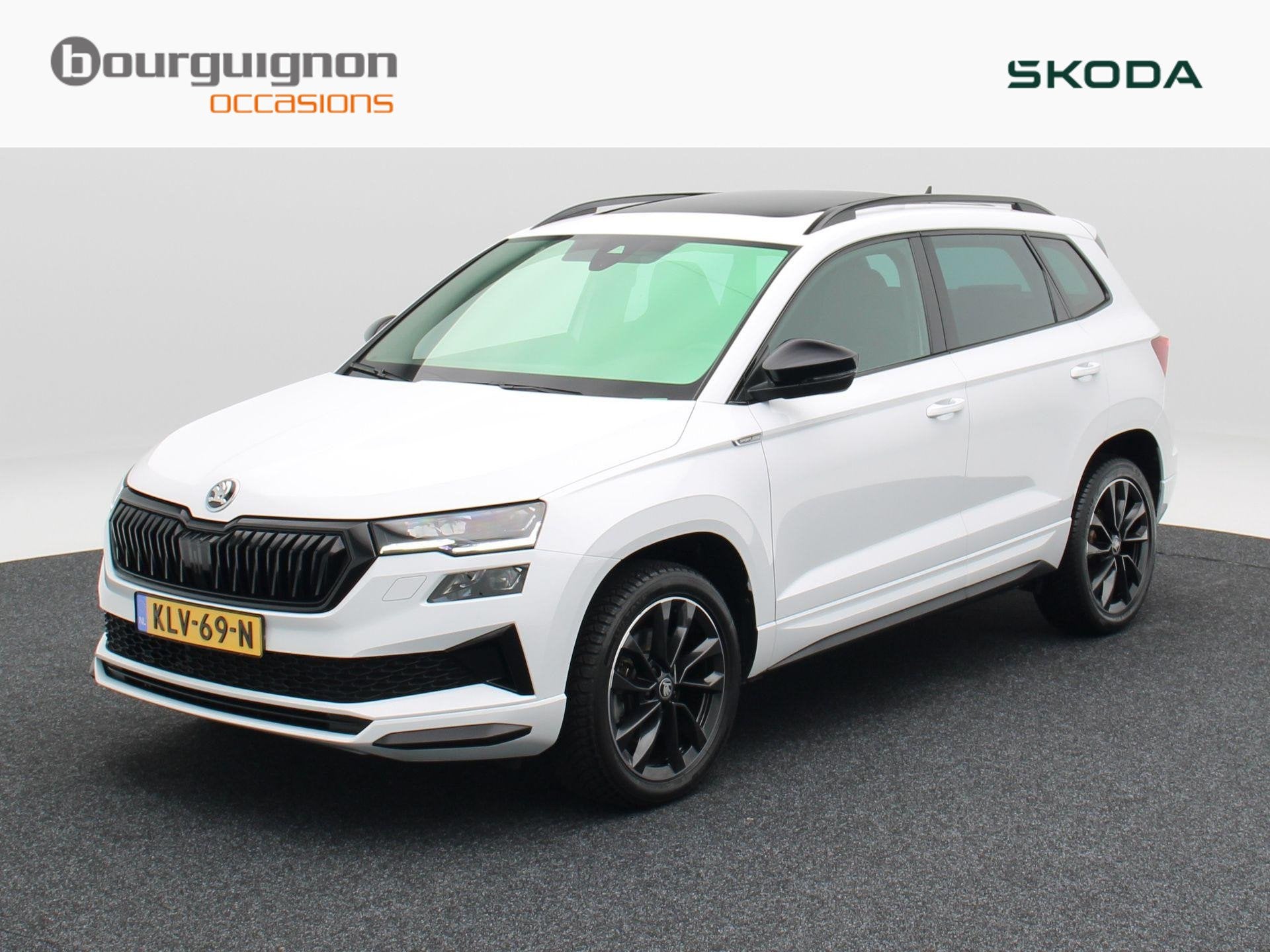 Skoda Karoq 1.5 TSi 150 Pk Automaat Sportline Business | Tre, Auto's, Stof, 4 cilinders, Wit, Karoq