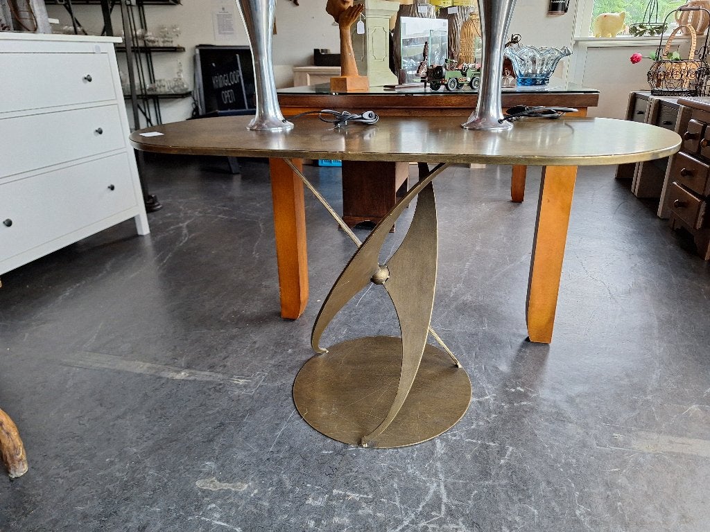 Toffe metalen sidetable met aparte poot, Ophalen, 100 tot 150 cm, Design, Onbekend