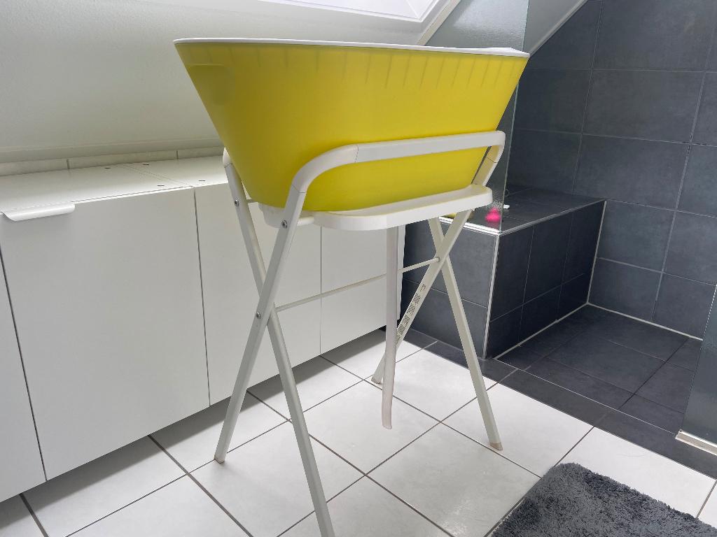 Babybadje met standaard, Ophalen, Gebruikt, Badje, Standaard