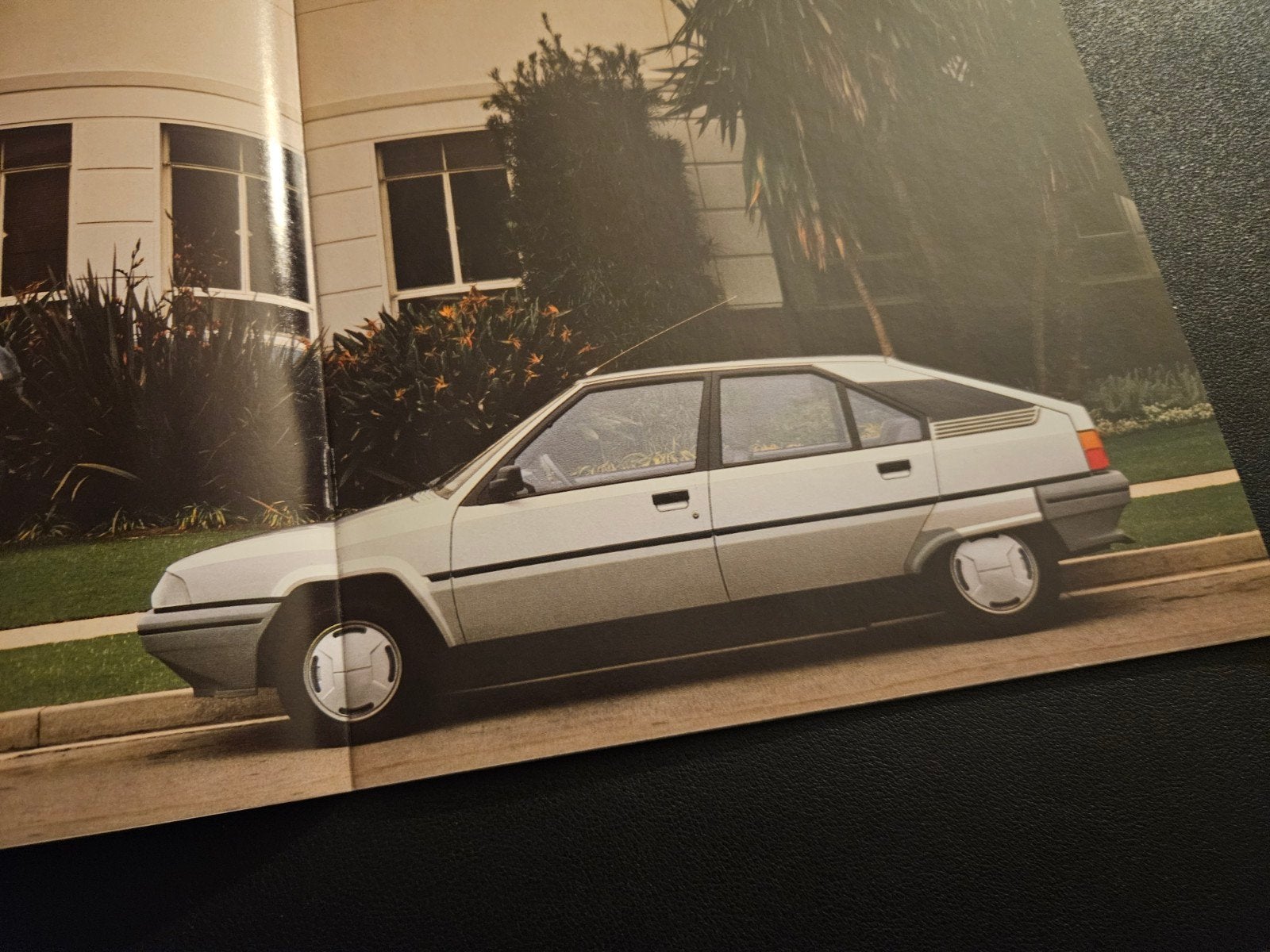 Brochure Citroën BX 1987 UK, Ophalen of Verzenden, Zo goed als nieuw, Citroën