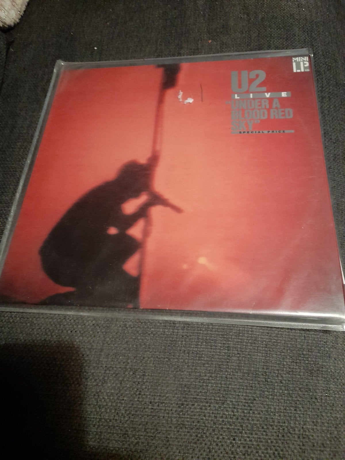 U2 - Under a Blood Red Sky (Live LP), LP, Gebruikt, Ophalen of Verzenden, Classic Rock