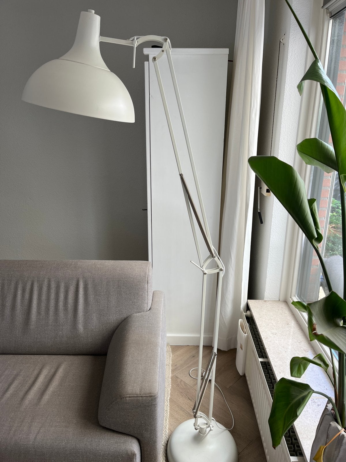 Witte vloerlamp met verstelbare arm - IKEA FORSÅ, Ophalen, Gebruikt, E27 (groot), Metaal