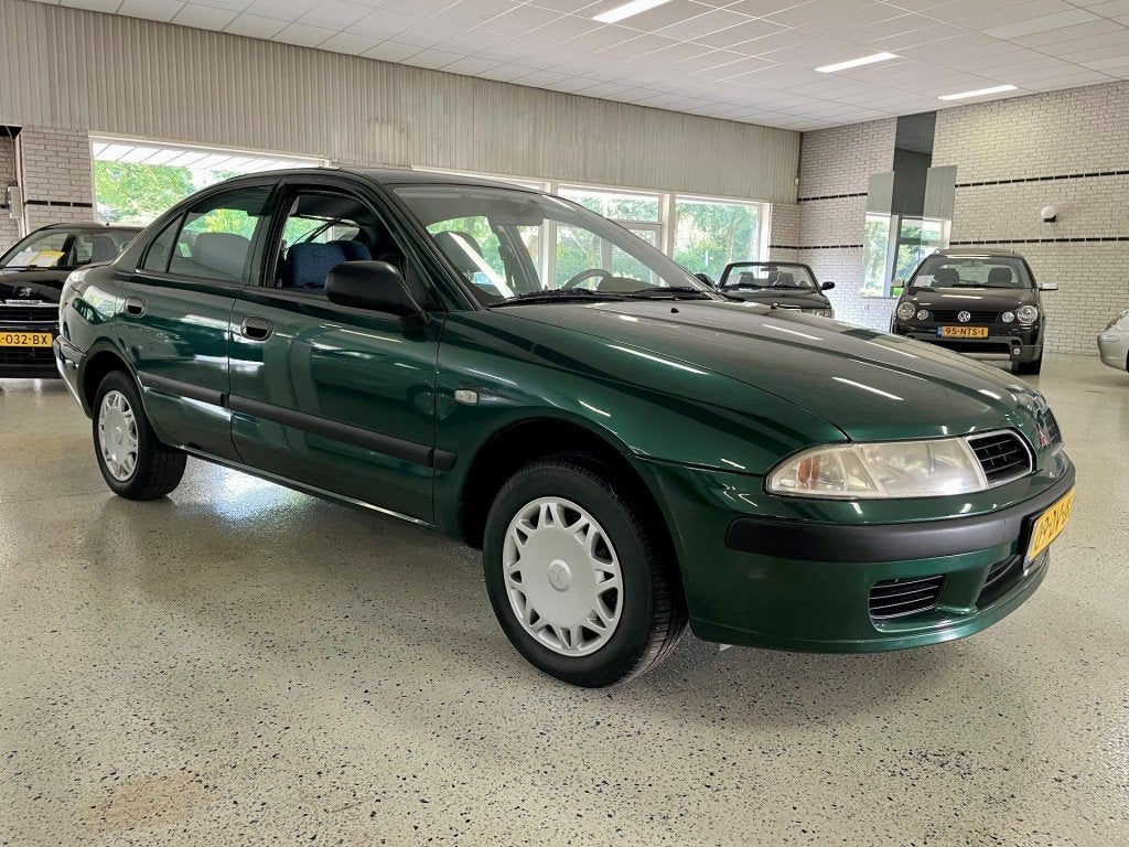 Mitsubishi CARISMA 1.9 TD NAP Youngtimer Airco Perfecte staa, Auto's, Mitsubishi, Huisgarantie, 4 cilinders, Met garantie (alle)