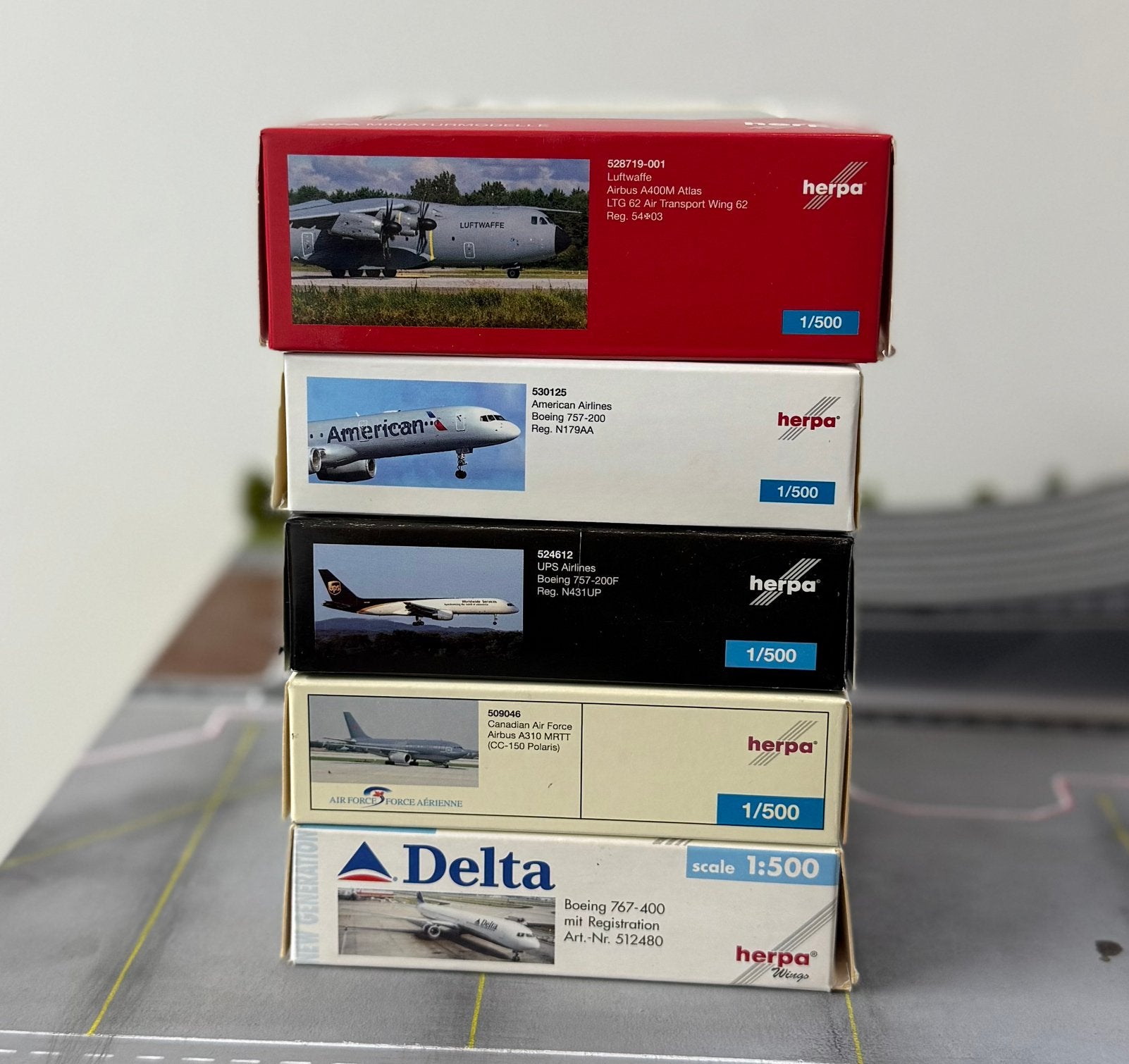 Diverse Herpa 1/500 modellen, Ophalen of Verzenden, Zo goed als nieuw, Schaalmodel