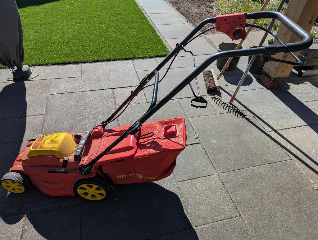 Wolf elektrisch grasmaaier, Tuin en Terras, Ophalen, Gebruikt, Opvangbak, 30 t/m 39 cm