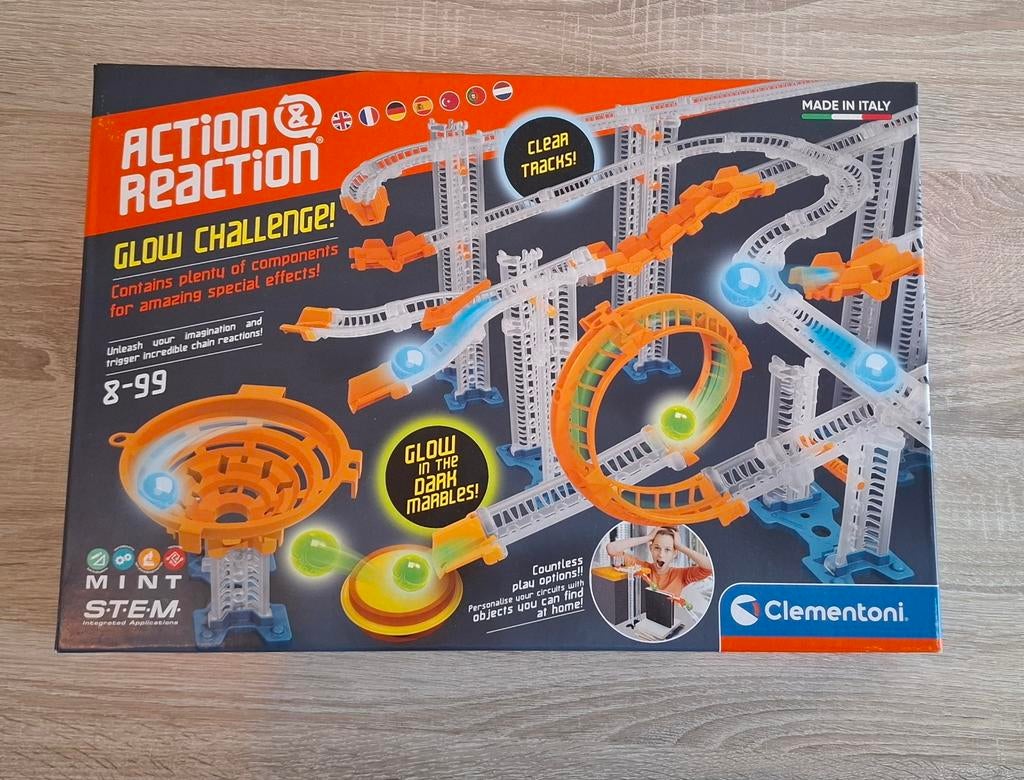 Glow challenge knikkerbaan, Kinderen en Baby's, Speelgoed | Racebanen, Ophalen of Verzenden, Zo goed als nieuw, Handmatig, Overige merken