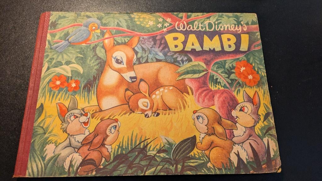 Walt Disney Bambi uitgave Margriet - Bambi jaren 50, Boeken, Prentenboeken en Plaatjesalbums, Gelezen, Plaatjesalbum, Ophalen of Verzenden