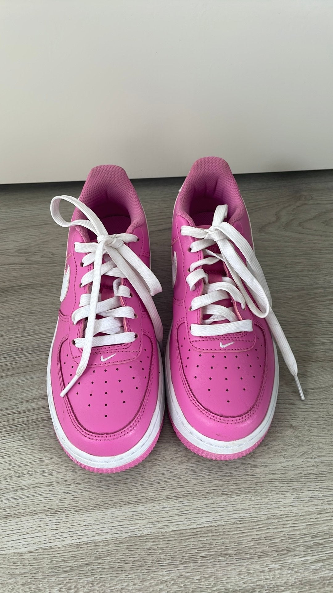 Roze nike schoenen maat 36, Ophalen of Verzenden, Zo goed als nieuw, Meisje, Schoenen