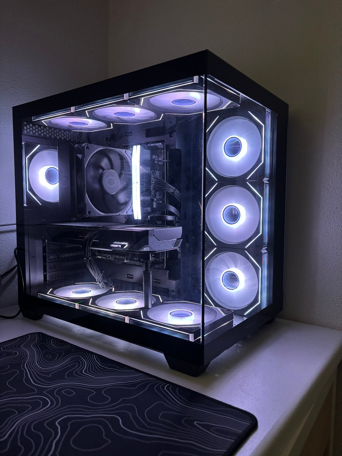 Gaming PC - Radeon RX 9060 XT 16GB - 32GB DDR5 RAM - Ryzen 5, Computers en Software, Ophalen, Zo goed als nieuw, Gaming, SSD