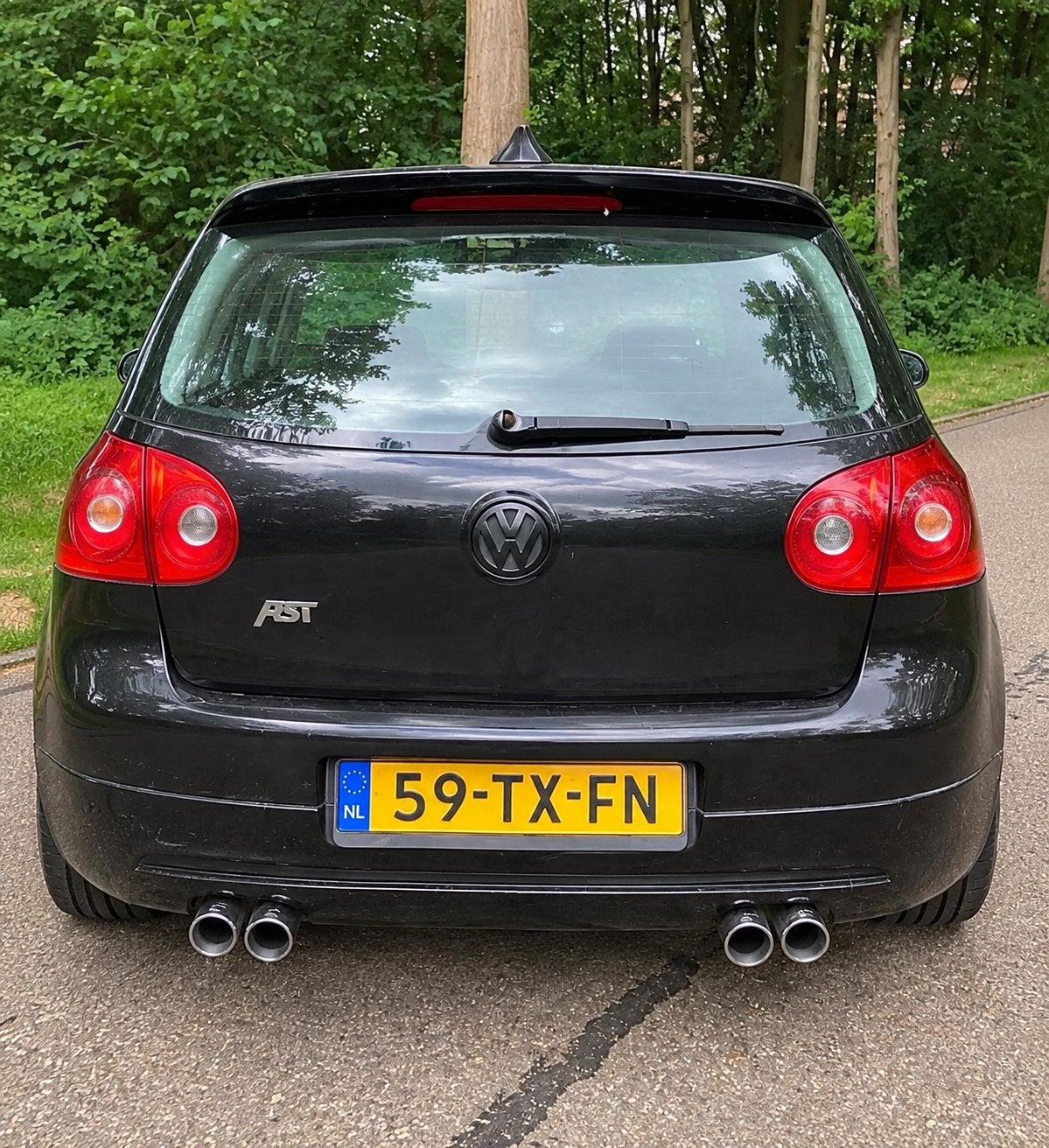 Volkswagen Golf 1.6 16V FSI 85KW 2007 Zwart, Auto's, Voorwielaandrijving, 15 km/l, 4 cilinders, 620 kg