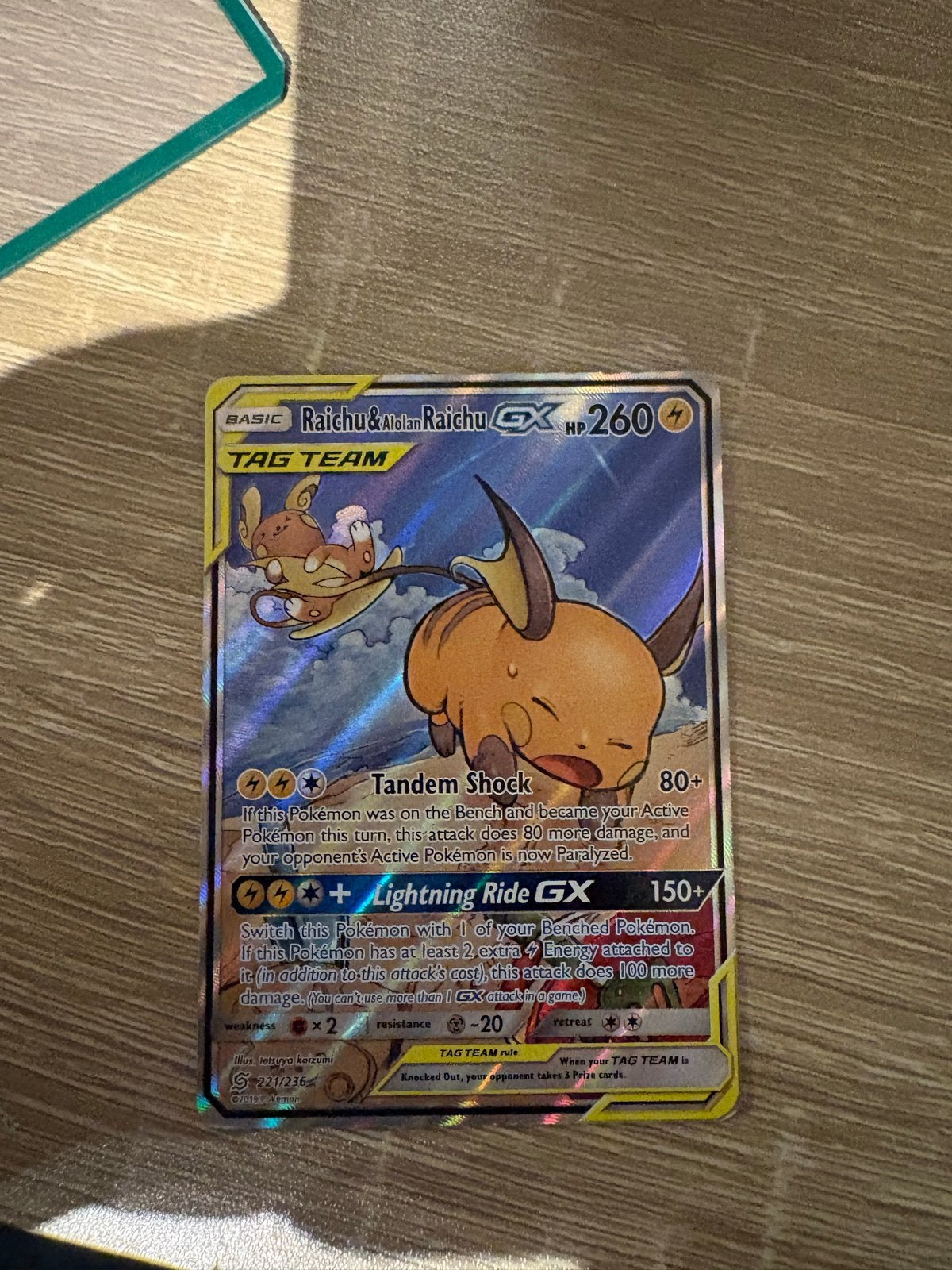 Raichu & Alolan Raichu GX Tag Team Pokémon Kaart, Ophalen of Verzenden, Zo goed als nieuw, Losse kaart, Foil