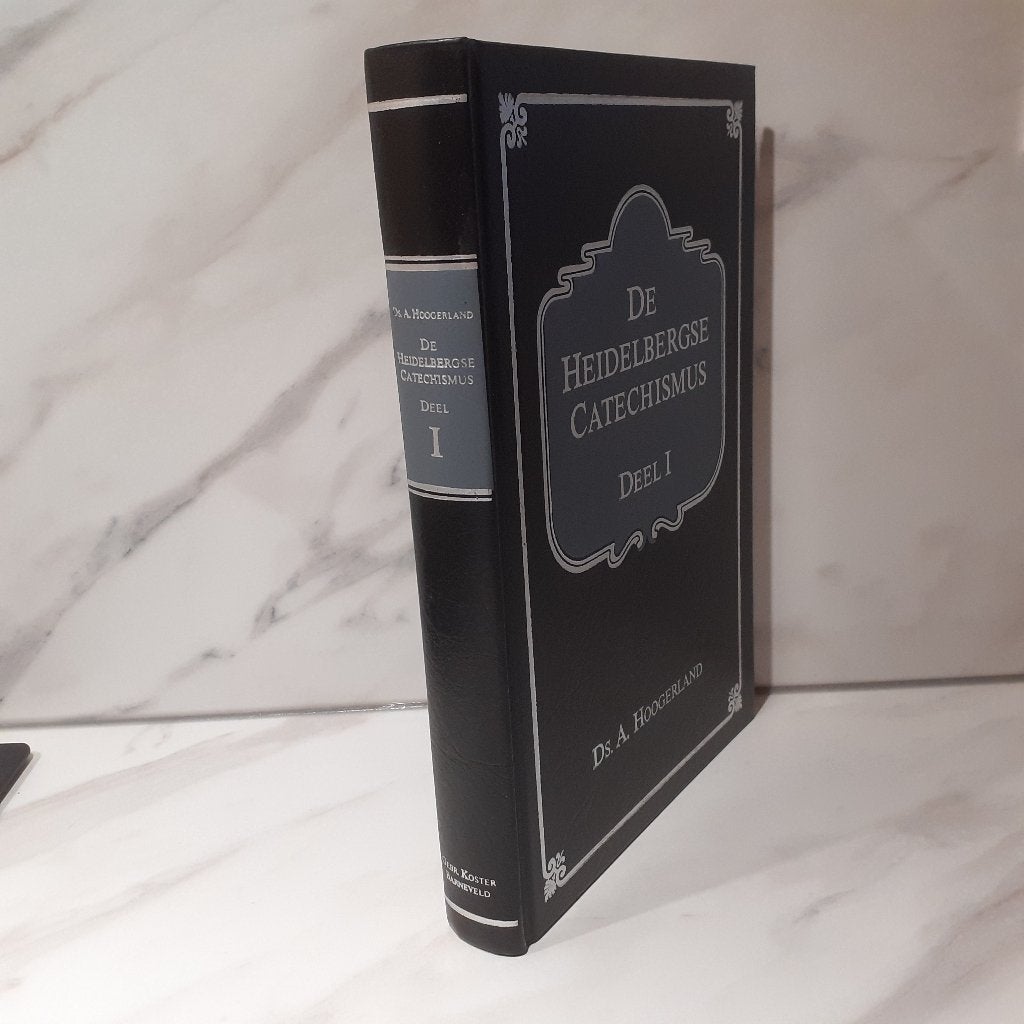 Ds. A. Hoogerland: De Heidelbergse Catechismus. Deel 1, Ophalen of Verzenden, Gelezen, Christendom | Protestants