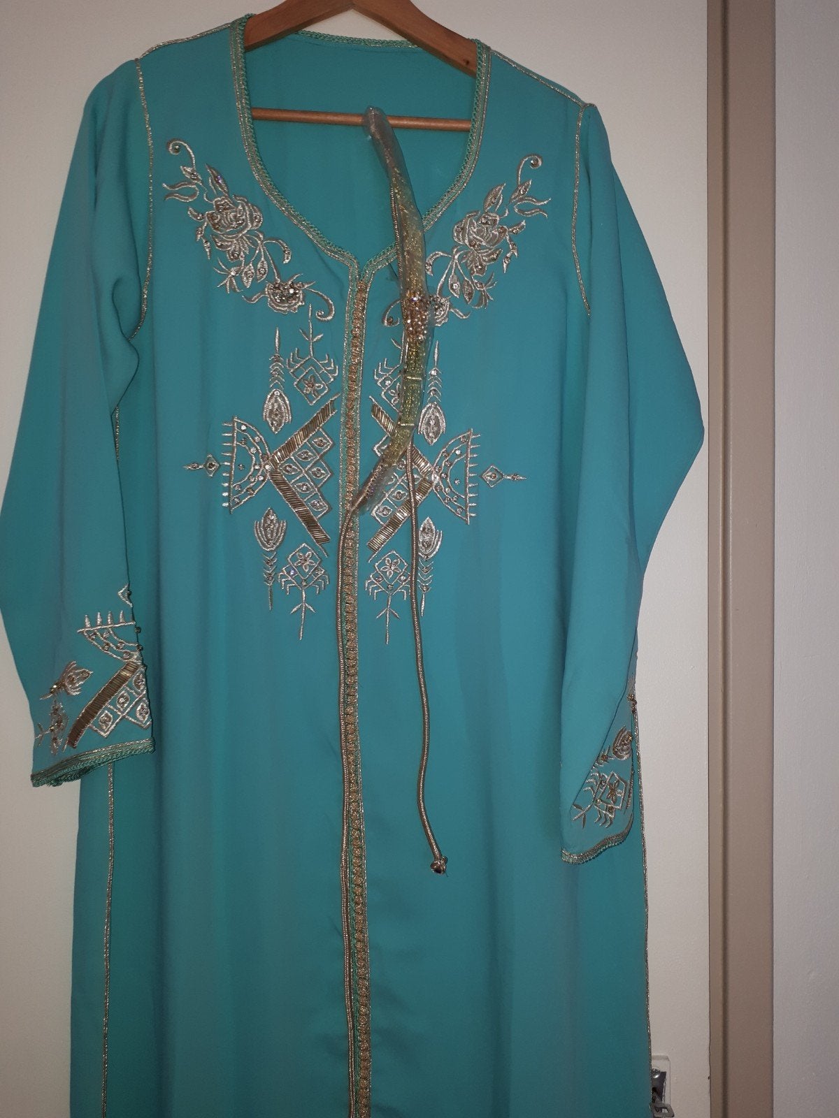 nieuw kaftan M Mag voor €30, Kleding | Dames, Gelegenheidskleding, Ophalen of Verzenden, Zo goed als nieuw, Zwart, Overige typen