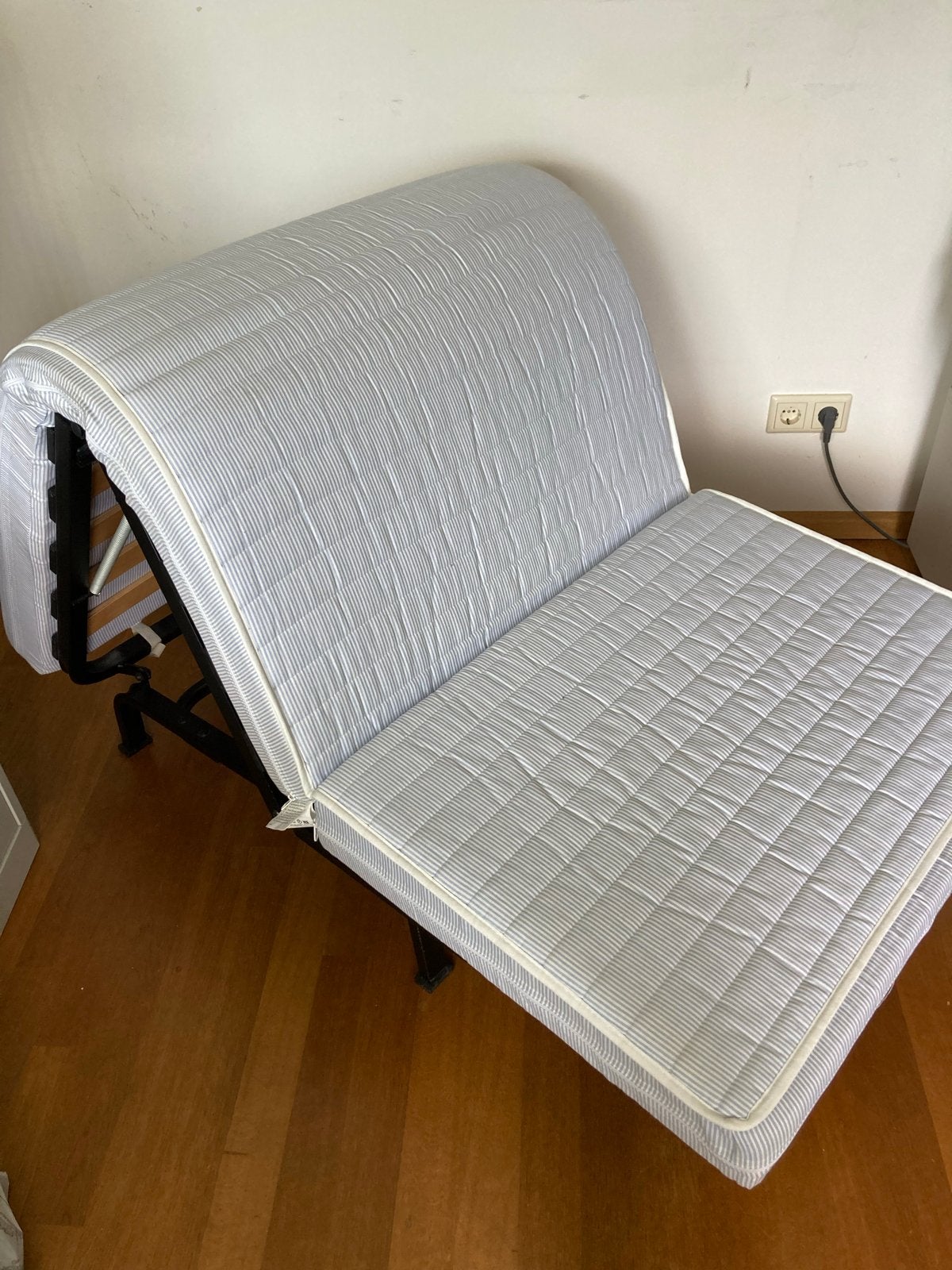 Opvouwbaar logeerbed met matras en hoes, Ophalen, Gebruikt, Eenpersoons, 190 cm of minder
