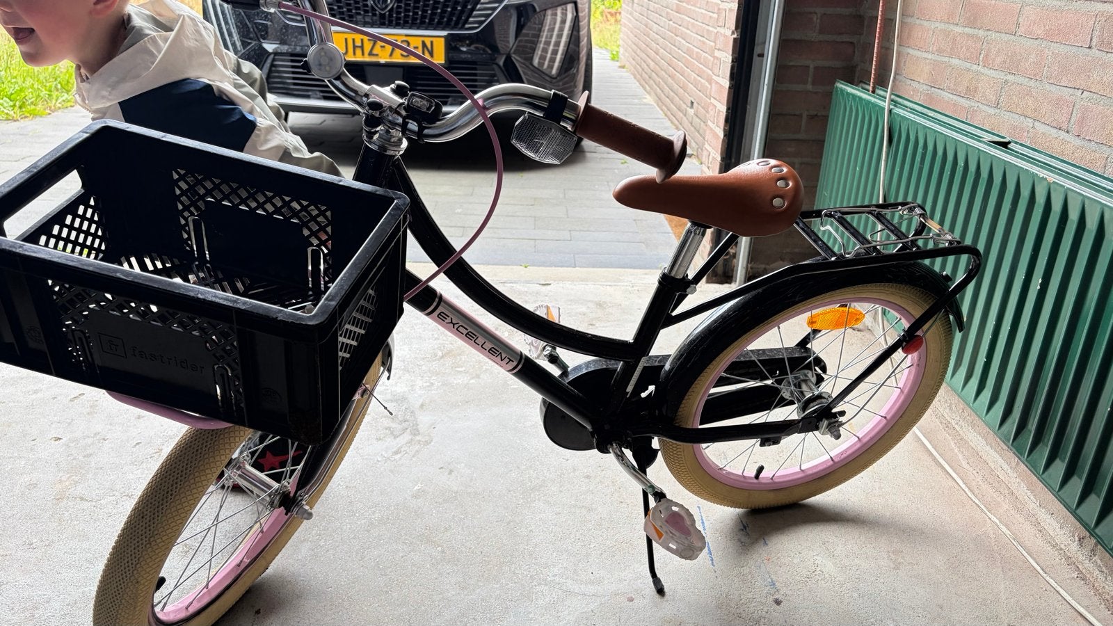 Excellent 18 inch meisjesfiets met kratje, Ophalen, Gebruikt, 18 inch