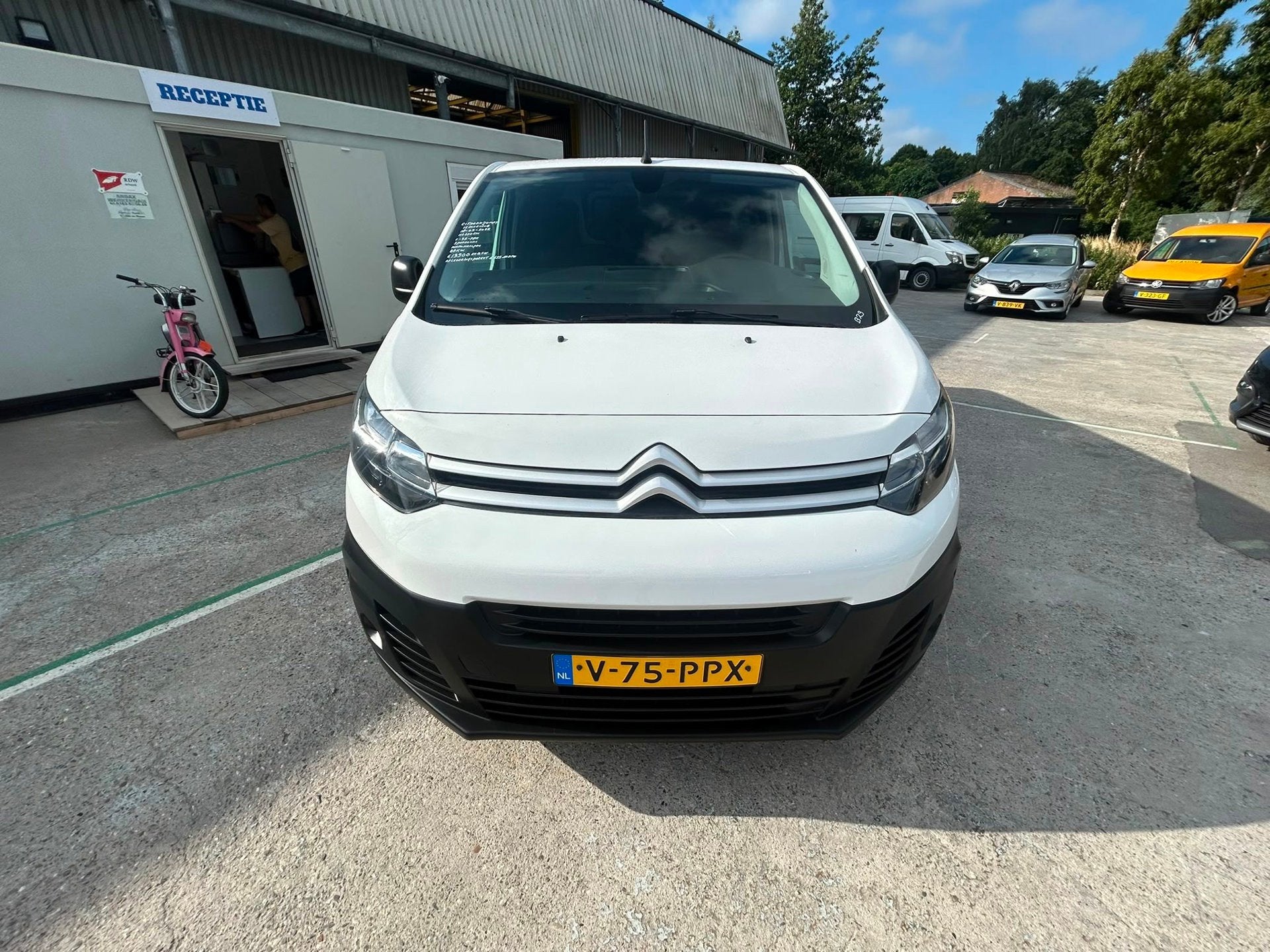 Citroen Jumpy 1.5 BlueHDI 100 M euro 6, Auto's, Voorwielaandrijving, Gebruikt, Zwart, Citroën