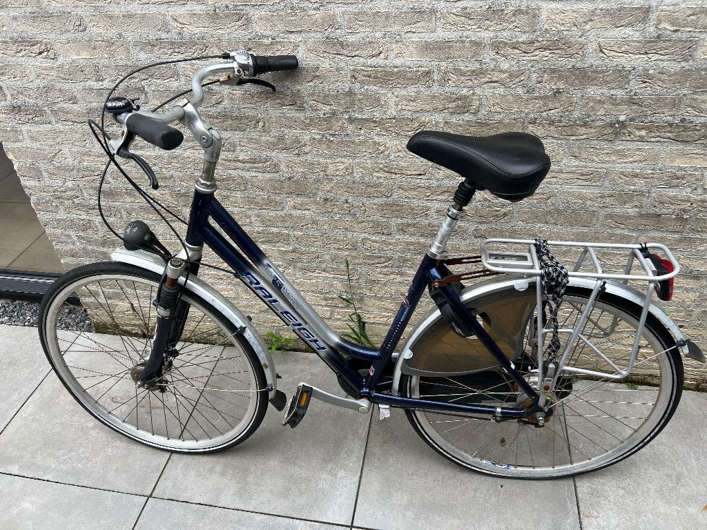Fiets dames Raleigh met 7 versnellingen, Fietsen en Brommers, Fietsen | Dames | Damesfietsen, Gebruikt, Versnellingen, Schijfrem
