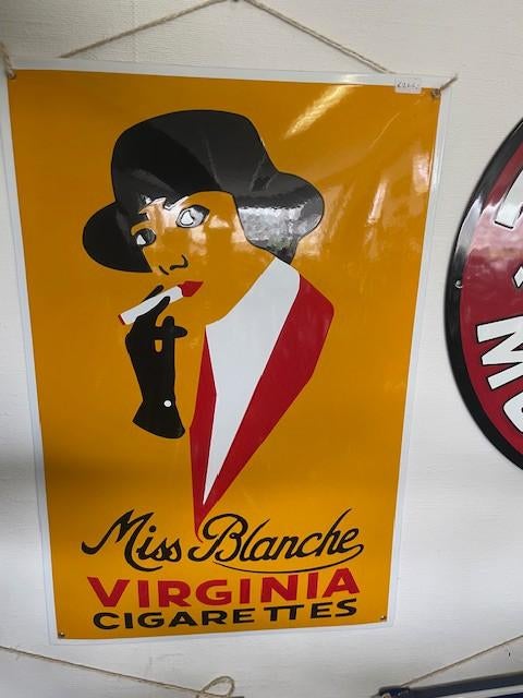 Vintage Emaille Bord Miss Blanche Virginia Cigarettes 60x40, Ophalen of Verzenden