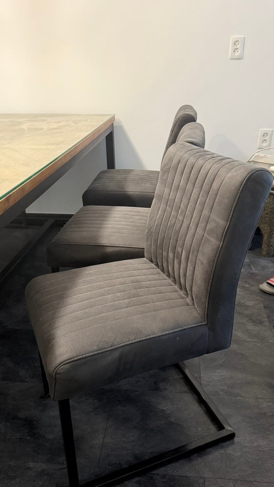 Zo goed als nieuwe eettafel met 3 stoelen en bank, Ophalen, Zo goed als nieuw, Minder dan 4 stoelen