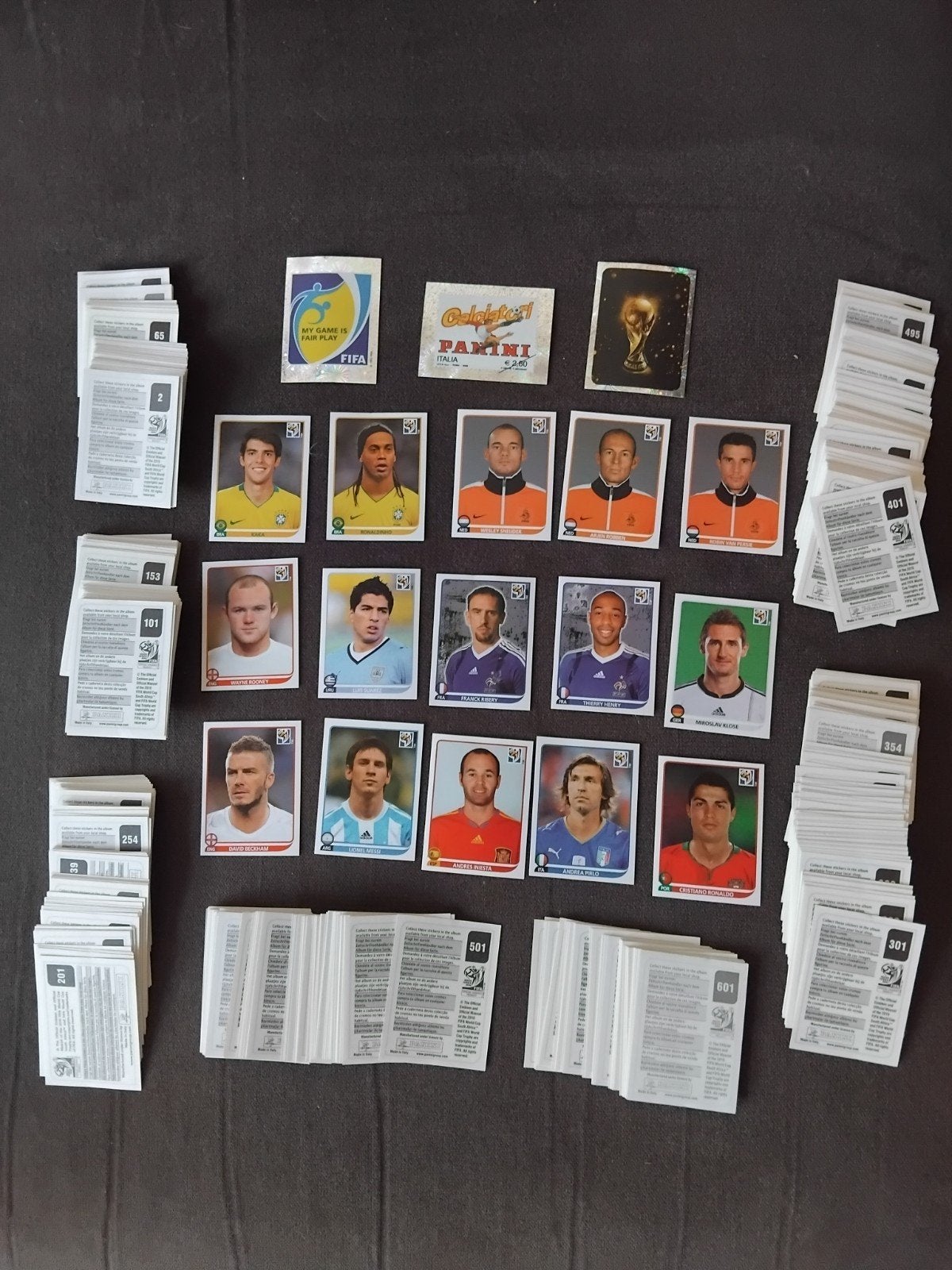 Panini wk 2010 set compleet op 8 stickers na, Ophalen of Verzenden, Nieuw, Buitenlandse clubs, Poster, Plaatje of Sticker