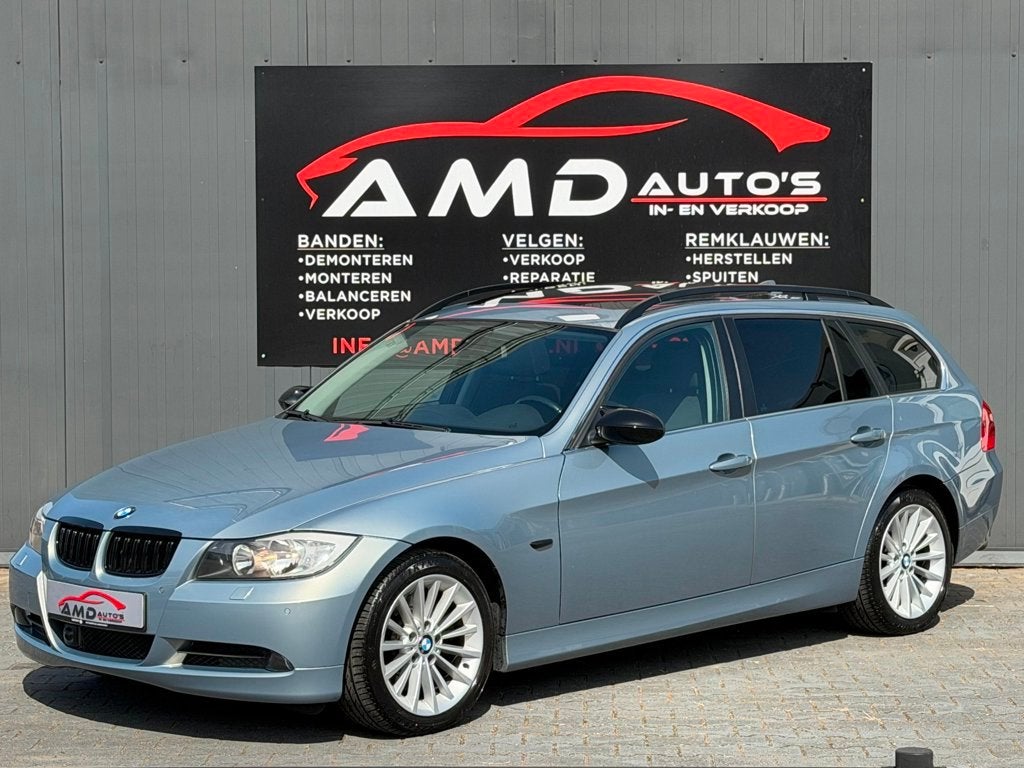 BMW 3-serie Touring 325 xi Xdrive |Nap|Pano|Cruise|Climate C, Auto's, BMW, Automaat, Stof, Zwart, 218 pk