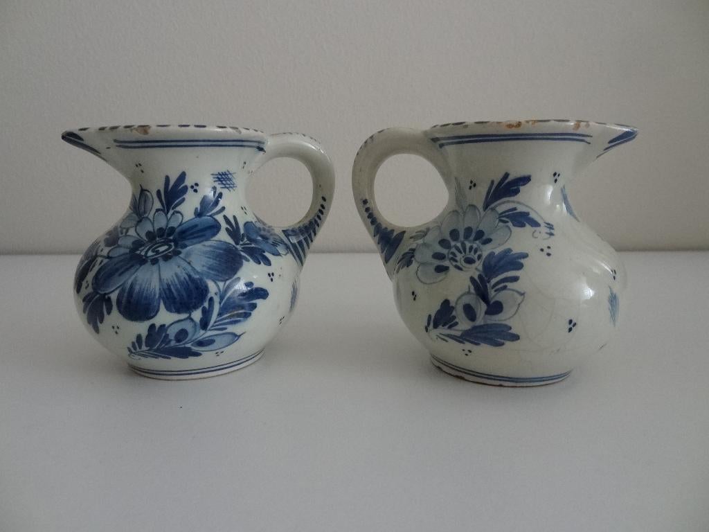 2 oude kleine Delfts blauwe vaasjes, Ophalen