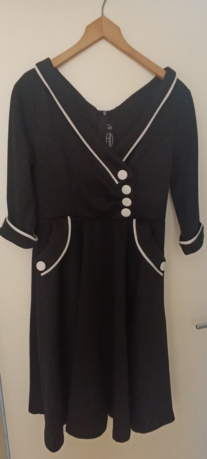 Voodoo Vixen Zwarte Jurk met Driekwart Mouwen en Zakken, Kleding | Dames, Jurken, Voodoo Vixen, Zwart, Maat 42/44 (L), Ophalen of Verzenden