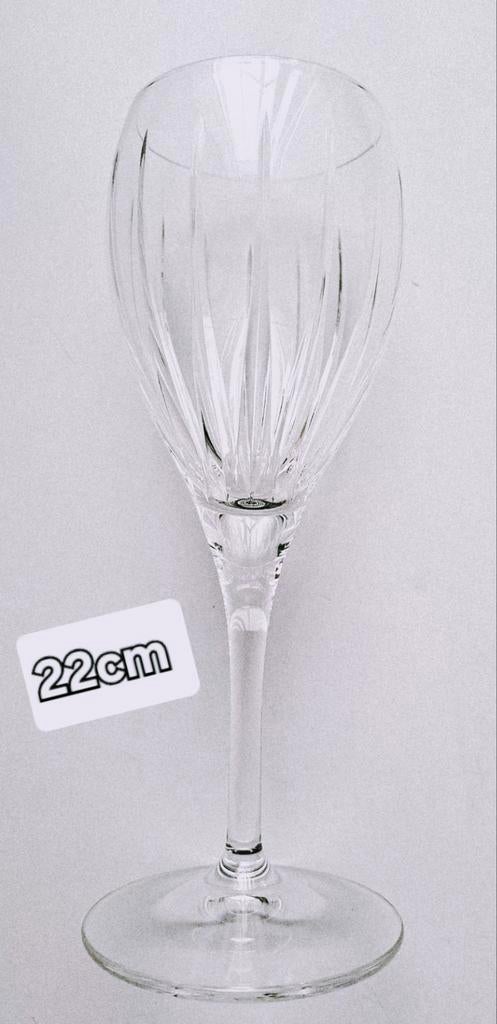 WIJNGLAS WEDGWOOD KRISTAL 22CM, Ophalen, Zo goed als nieuw, Overige typen
