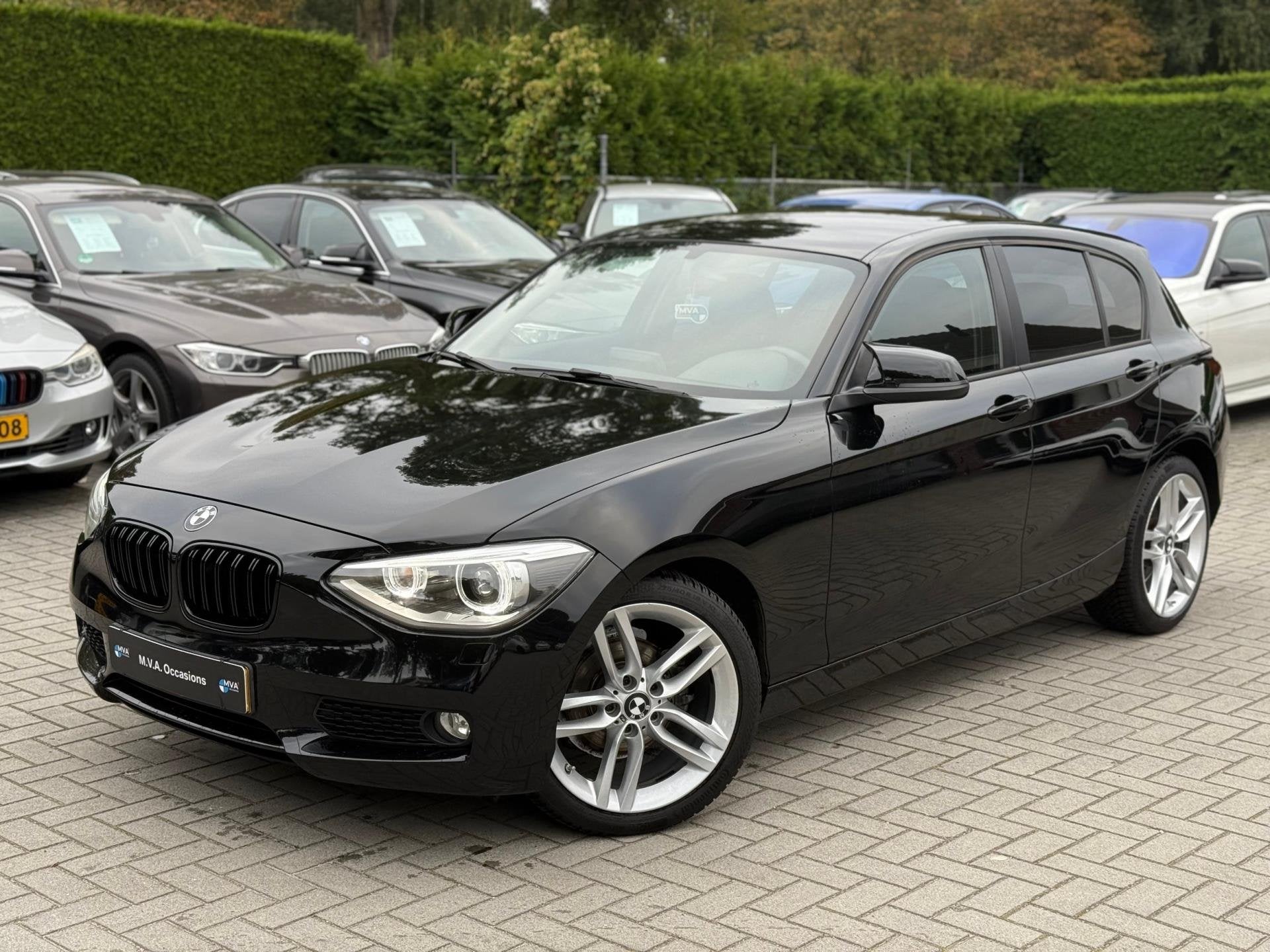 BMW 1-serie 116i Business|Nieuwe Ketting + Klepseals|Xenon|A, 1-Serie, Euro 5, Gebruikt, Zwart