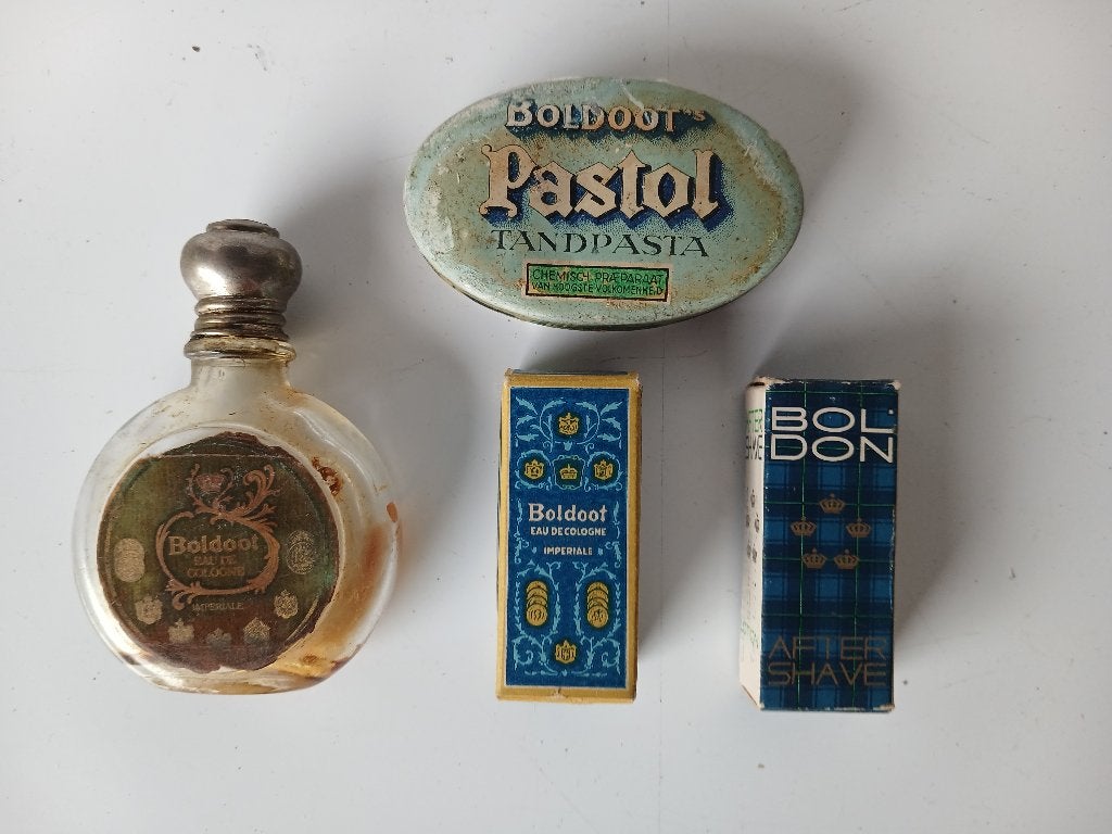 VINTAGE !!!  miniatuur BOLDON after shave en Boldoot eau de, Verzamelen, Verzenden, Nieuw, Miniatuur, Gevuld