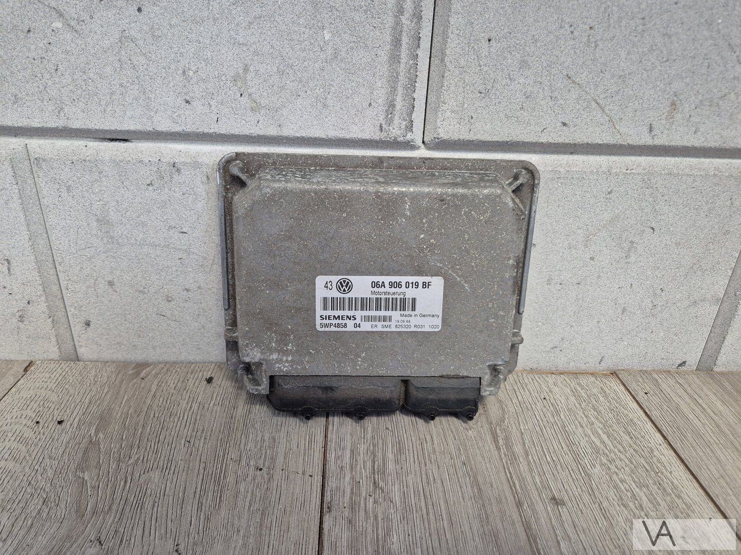 VW Golf 4 1998 - 2003 ecu motorcomputer 1.6 0a906019bf €30, Gebruikt, -, Volkswagen, -