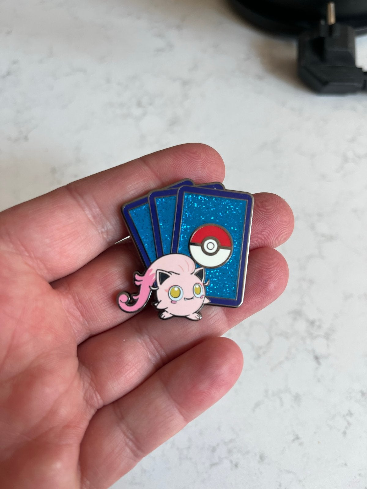 Jigglypuff Pokémon pin - Nieuw!, Ophalen of Verzenden, Nieuw, Figuurtje, Speldje of Pin