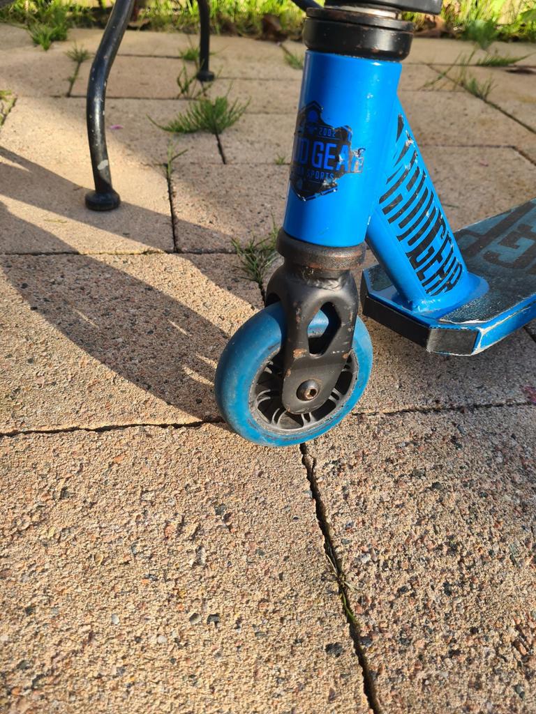 Maudge stuntstep - Blauw, gebruikt, Fietsen en Brommers, Steps, Ophalen, Gebruikt, Gewone step, Madd gear