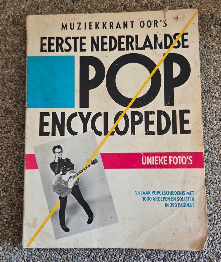 Muziekkrant Oor's Eerste Nederlandse Pop Encyclopedie, Gelezen, Ophalen of Verzenden, Constant Meijers, Los deel