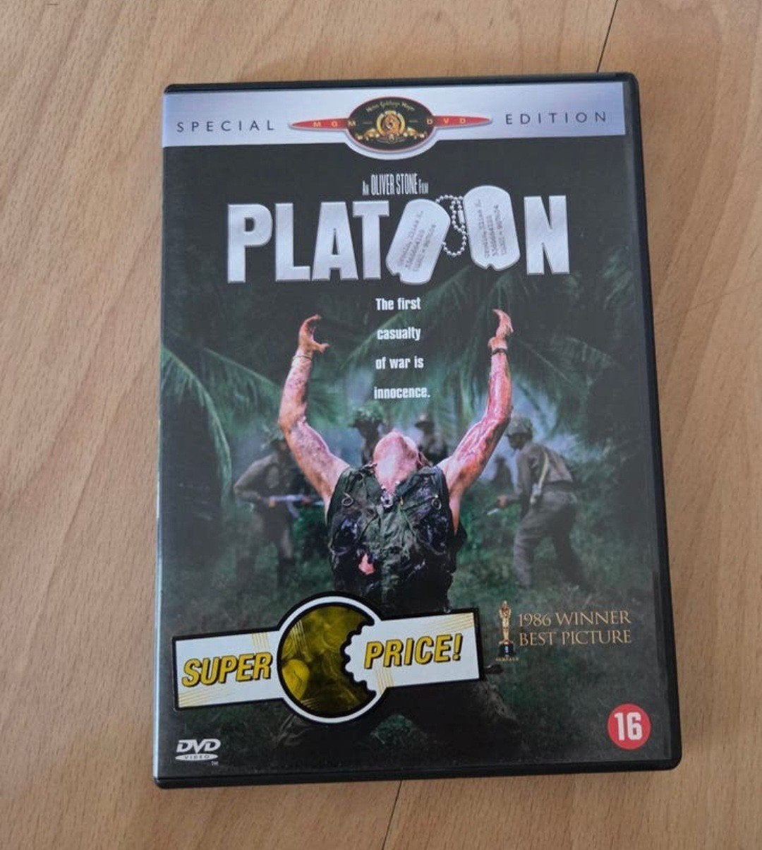 Platoon, Vanaf 16 jaar, Ophalen of Verzenden, Zo goed als nieuw