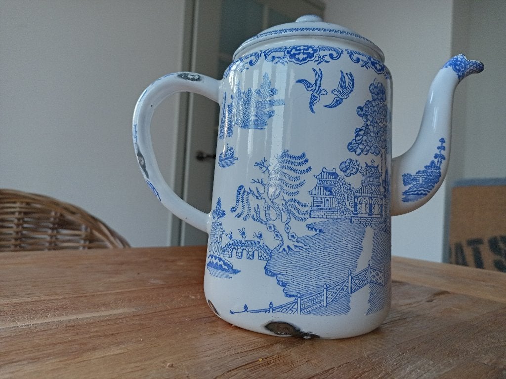 wit/blauwe emaille koffiepot Blue Willow, Antiek en Kunst, Ophalen of Verzenden